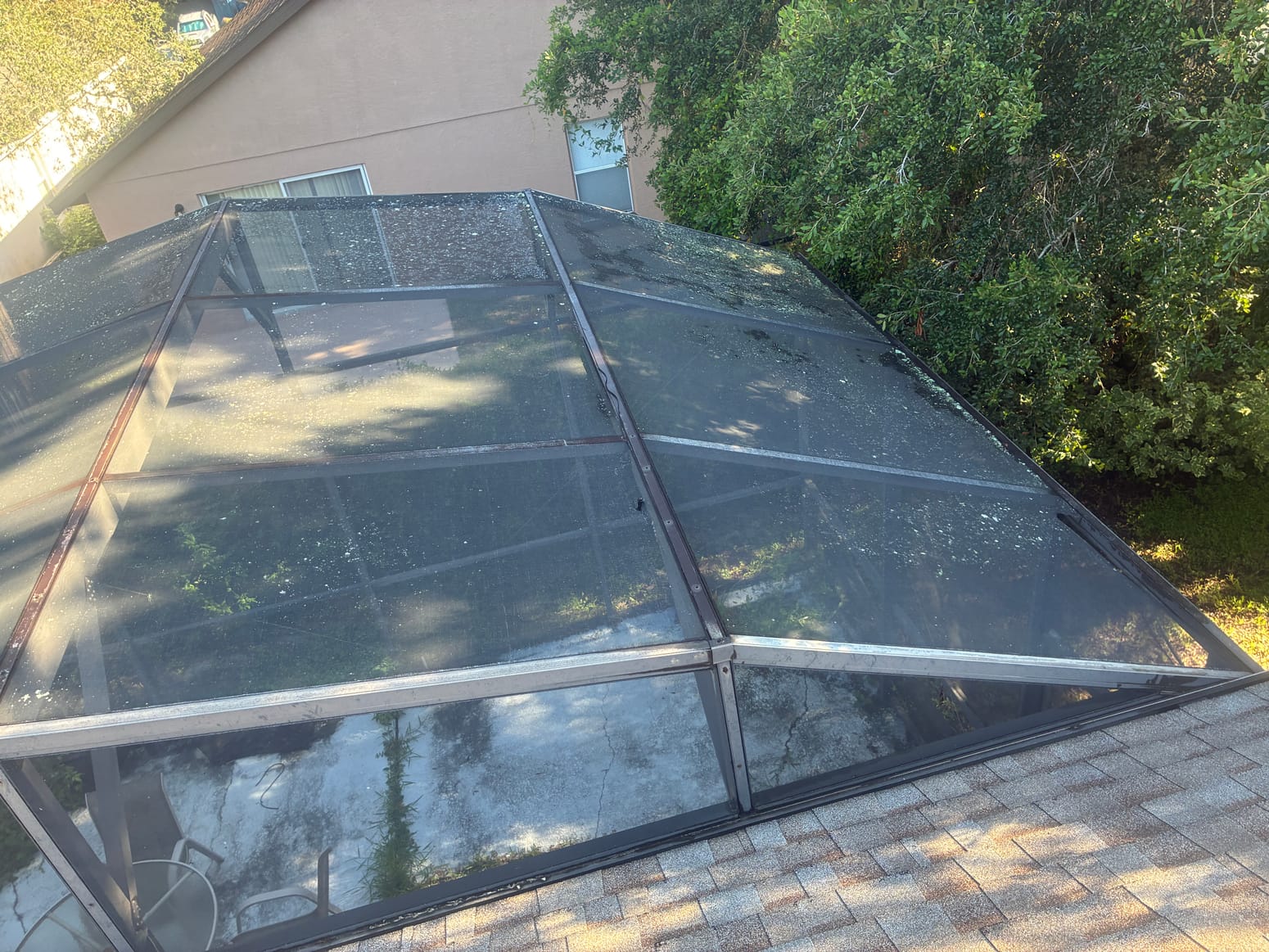 Pool cage roof view